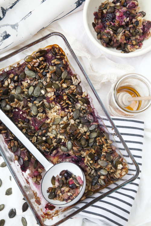 Picture for Berry-Apple Breakfast Crumble for Lovers