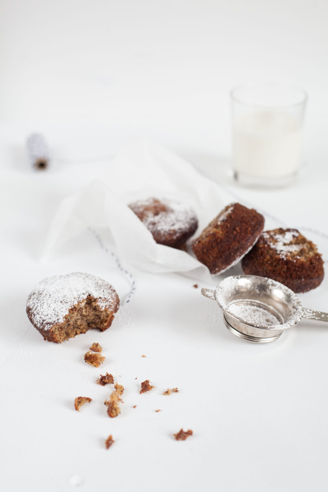 Low-Carb Muffins with Poppyseed and Coconut Oil