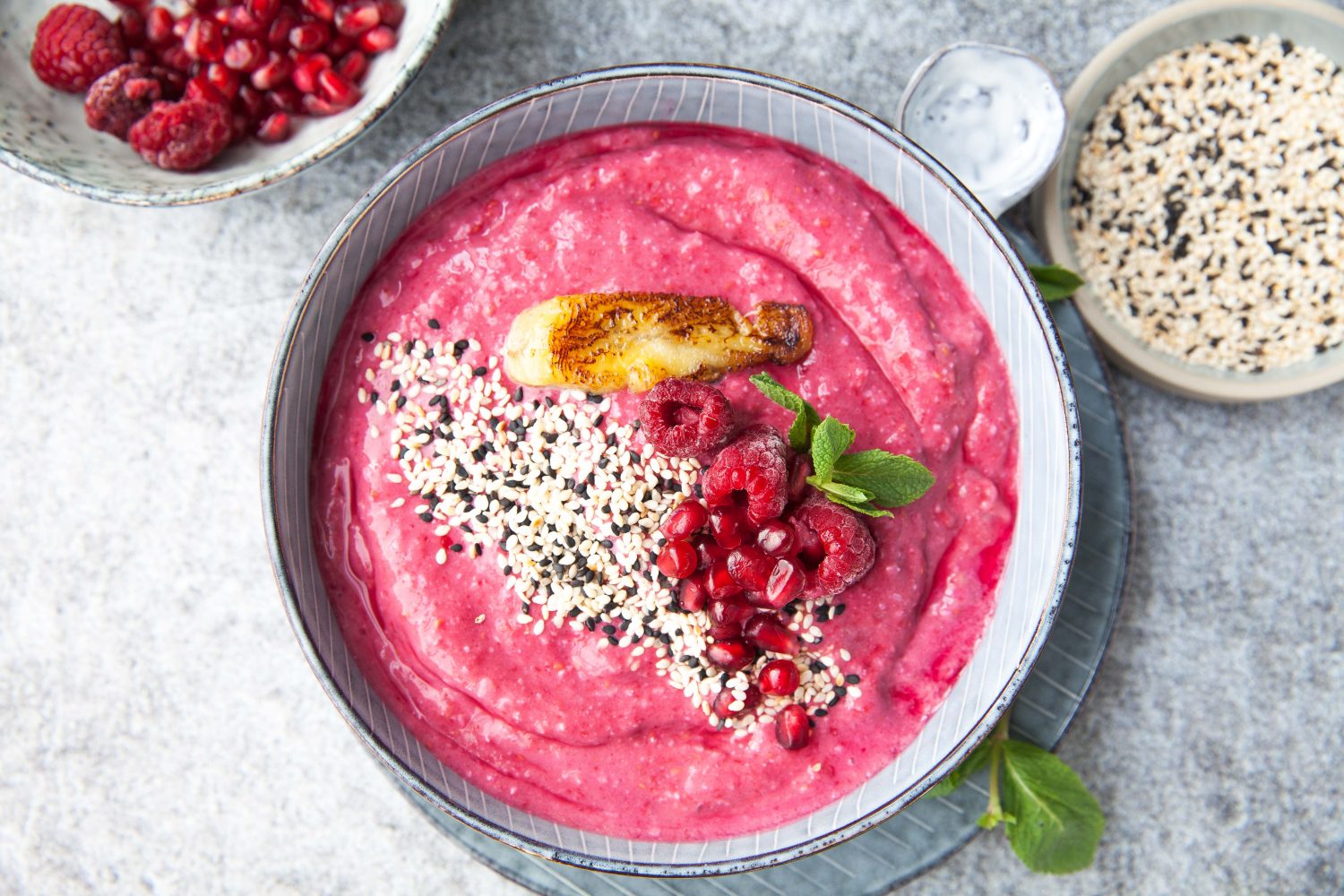 Raspberry Smoothie Bowl