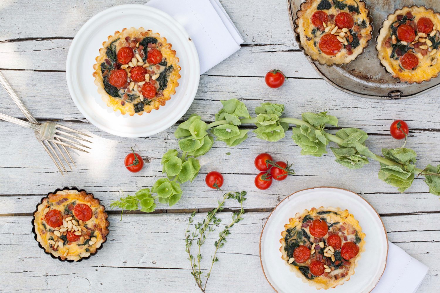 Mini Quiche with Bacon & Tomatoes